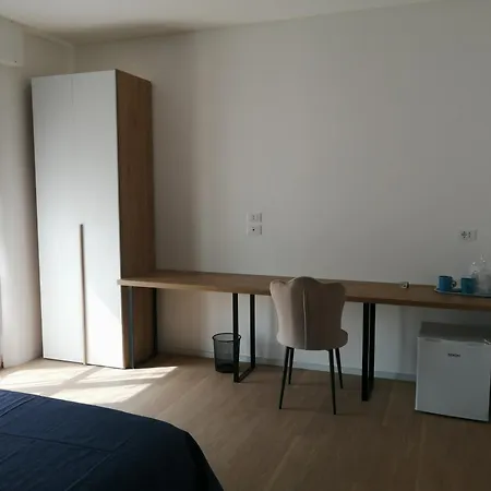 Pensión Residenza Albula Perusia 3*